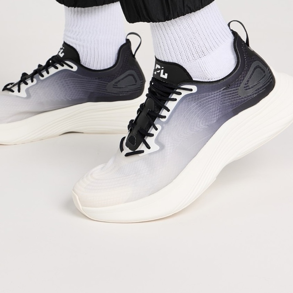 APL New In Box Sneakers - Picture 5 of 9
